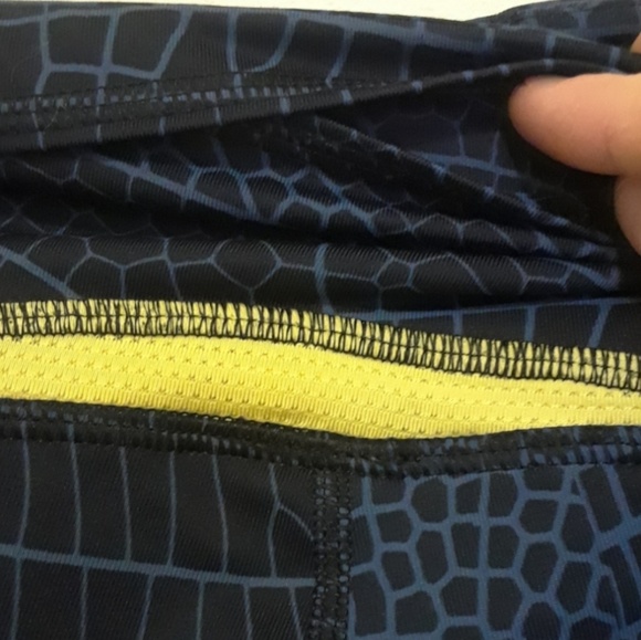 Champion Size S Power Flex Leggings - Picture 5 of 5